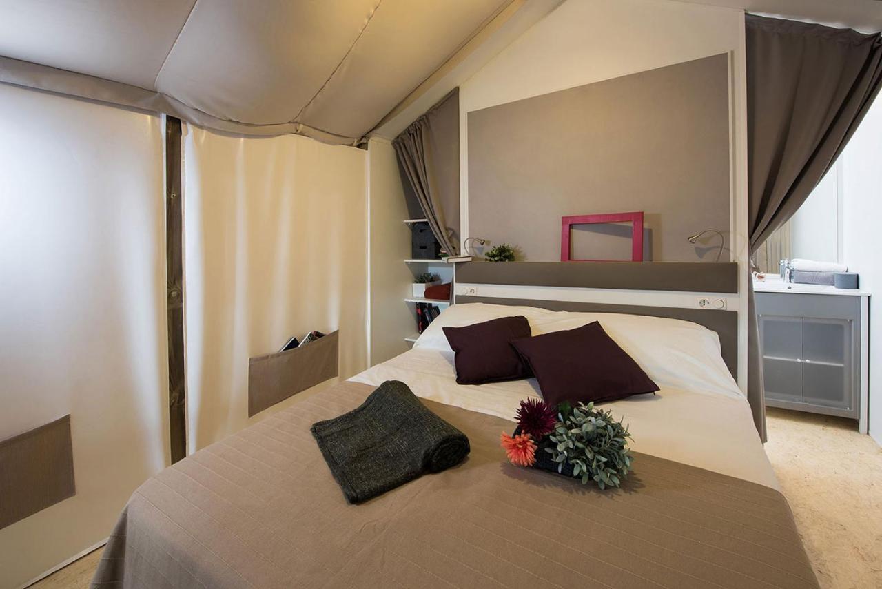 Camping Lacona Pineta Каполивери Екстериор снимка