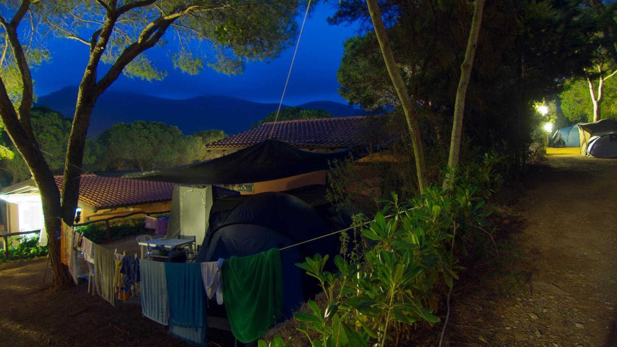 Camping Lacona Pineta Каполивери Екстериор снимка