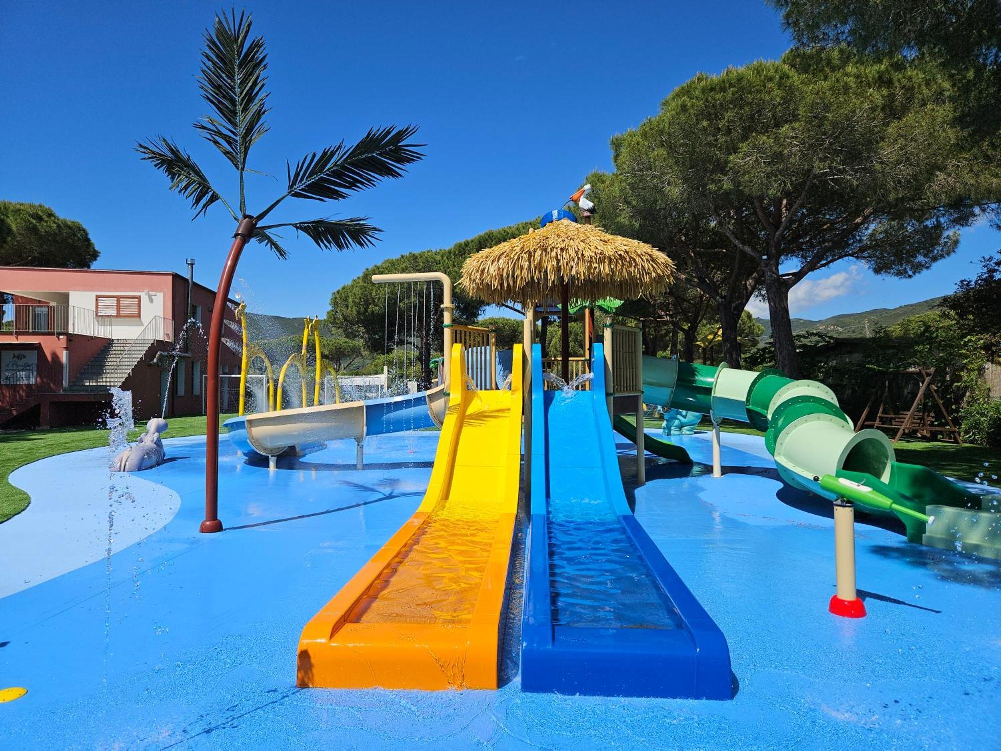 Camping Lacona Pineta Каполивери Екстериор снимка