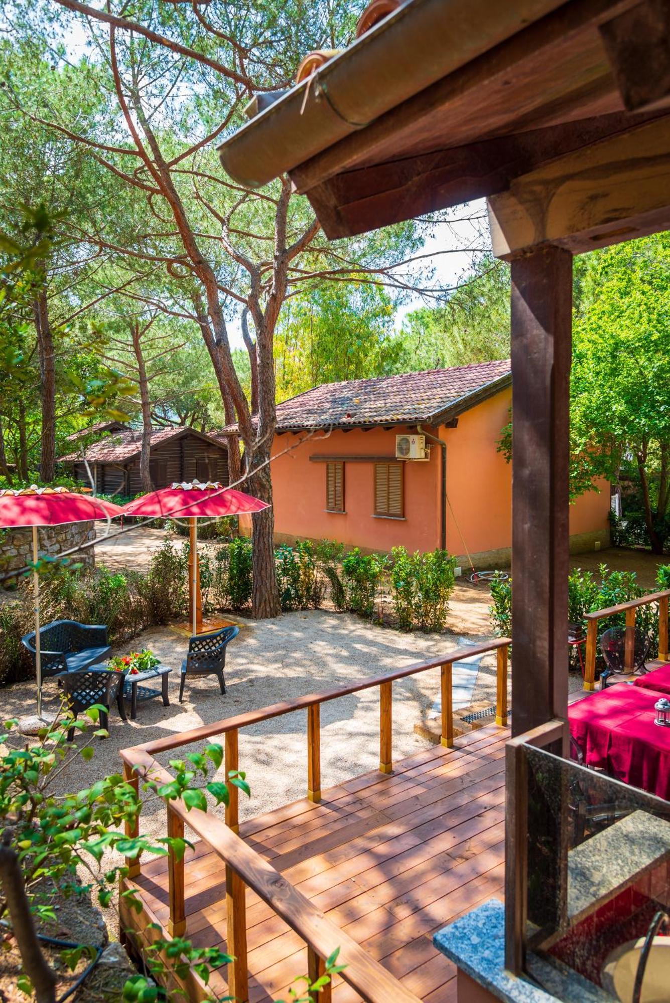 Camping Lacona Pineta Каполивери Екстериор снимка